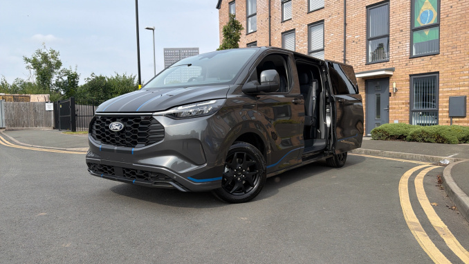 Ford Transit Custom 320 L1 Petrol Fwd 2.5 PHEV 232ps H1 Van Sport Auto - Image 36